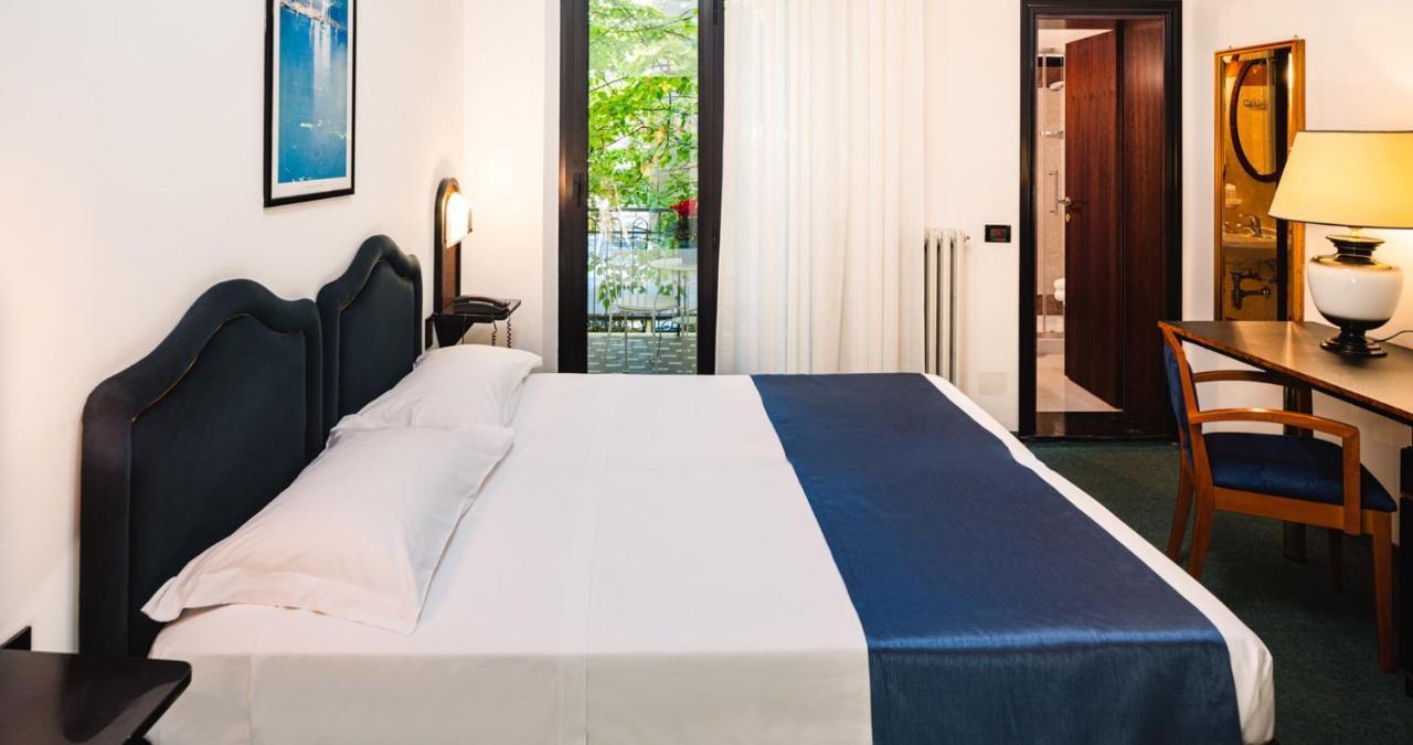 Hotel Stella Riccione Exteriör bild