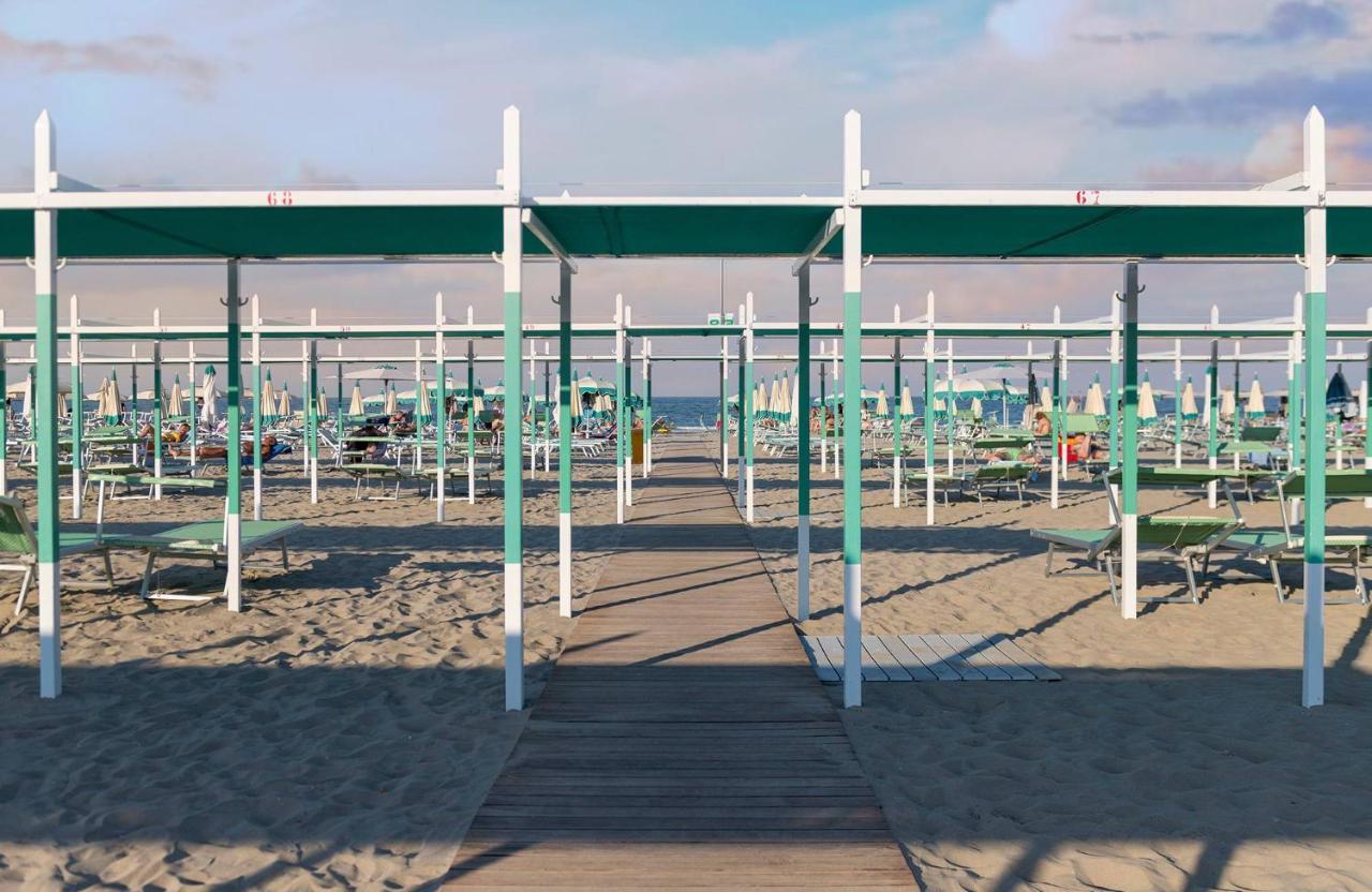 Hotel Stella Riccione Exteriör bild
