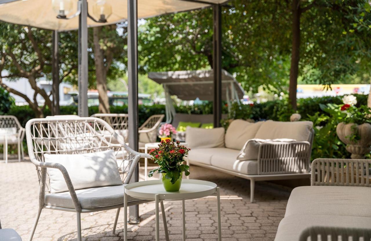 Hotel Stella Riccione Exteriör bild