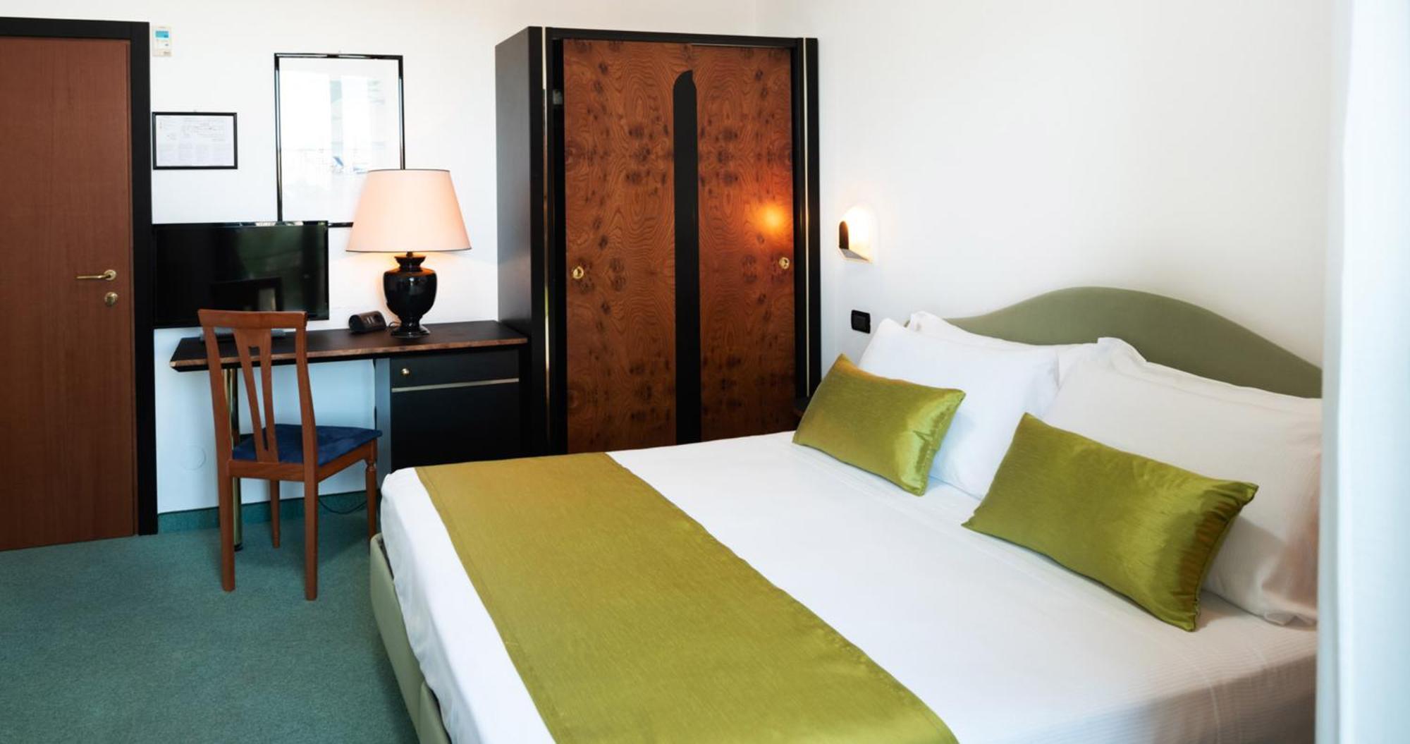 Hotel Stella Riccione Rum bild